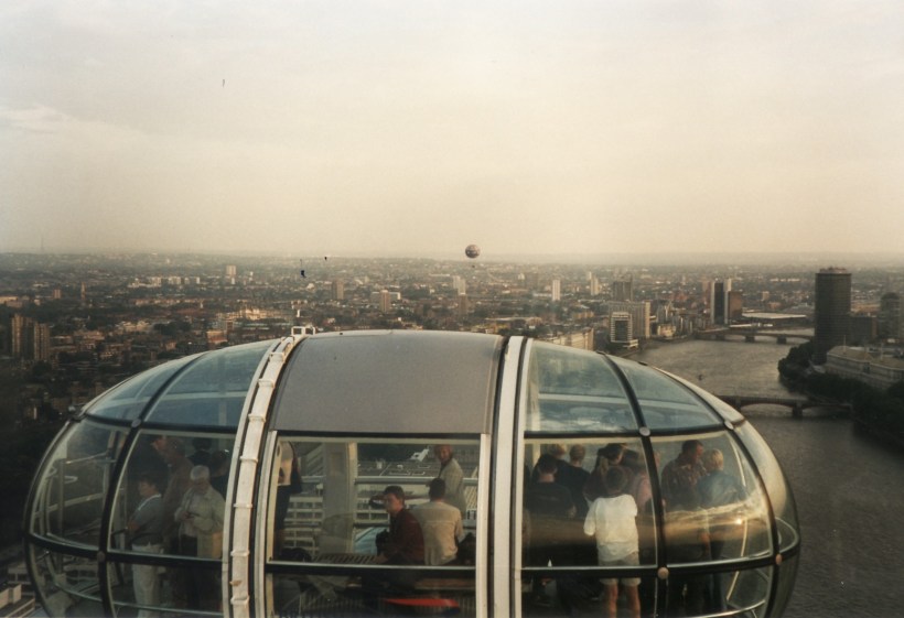 2000-7-27 London Eye8